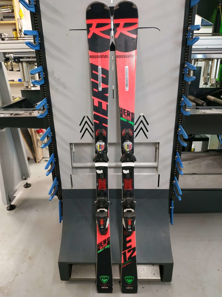 Read more about the article Rossignol Hero Elite ST 162 R12 (1)